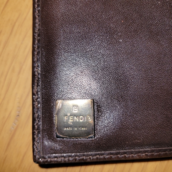 FENDI Zucca Wallet - Picture 5 of 7